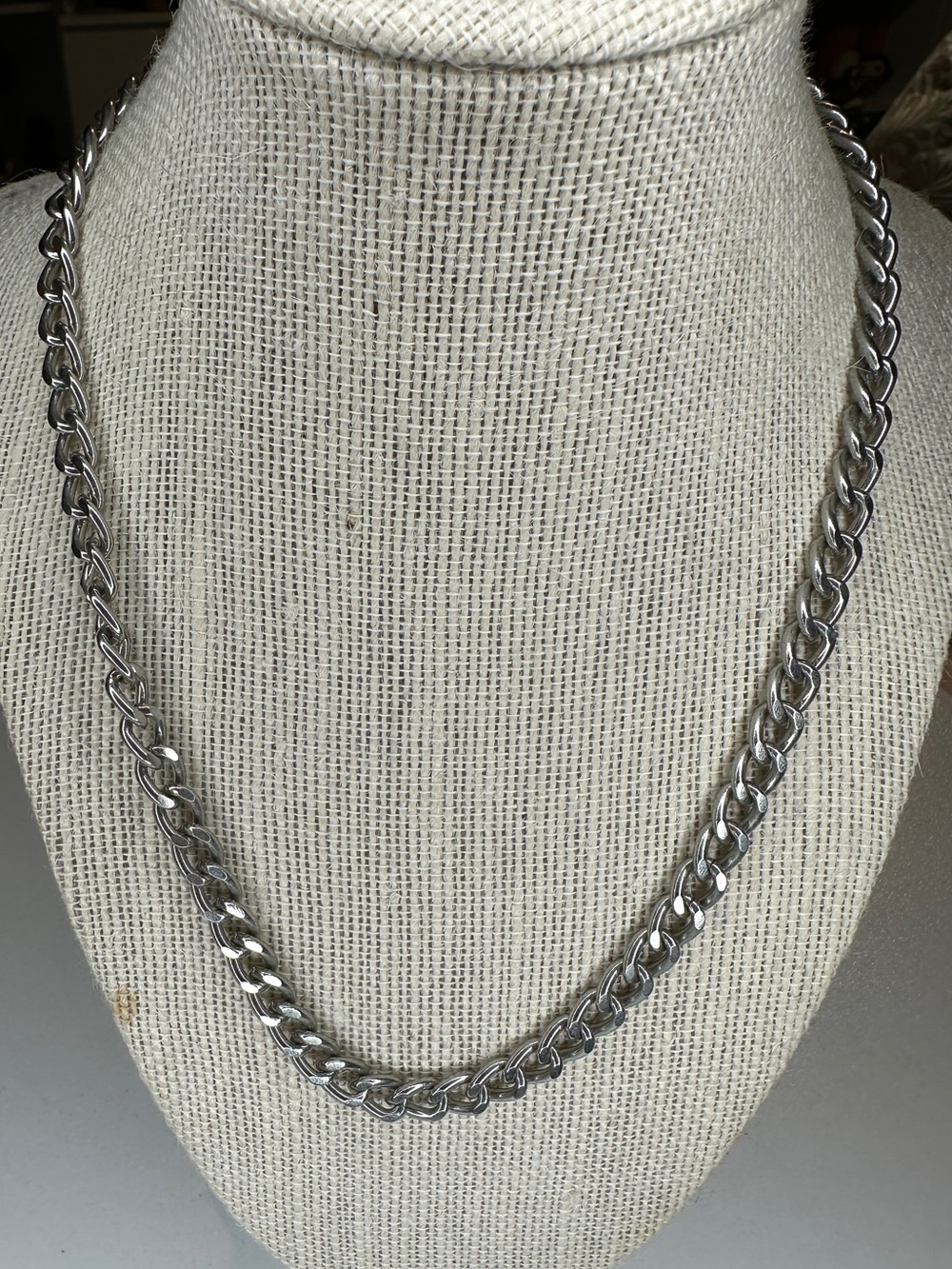 Silver Tone Chain Necklace